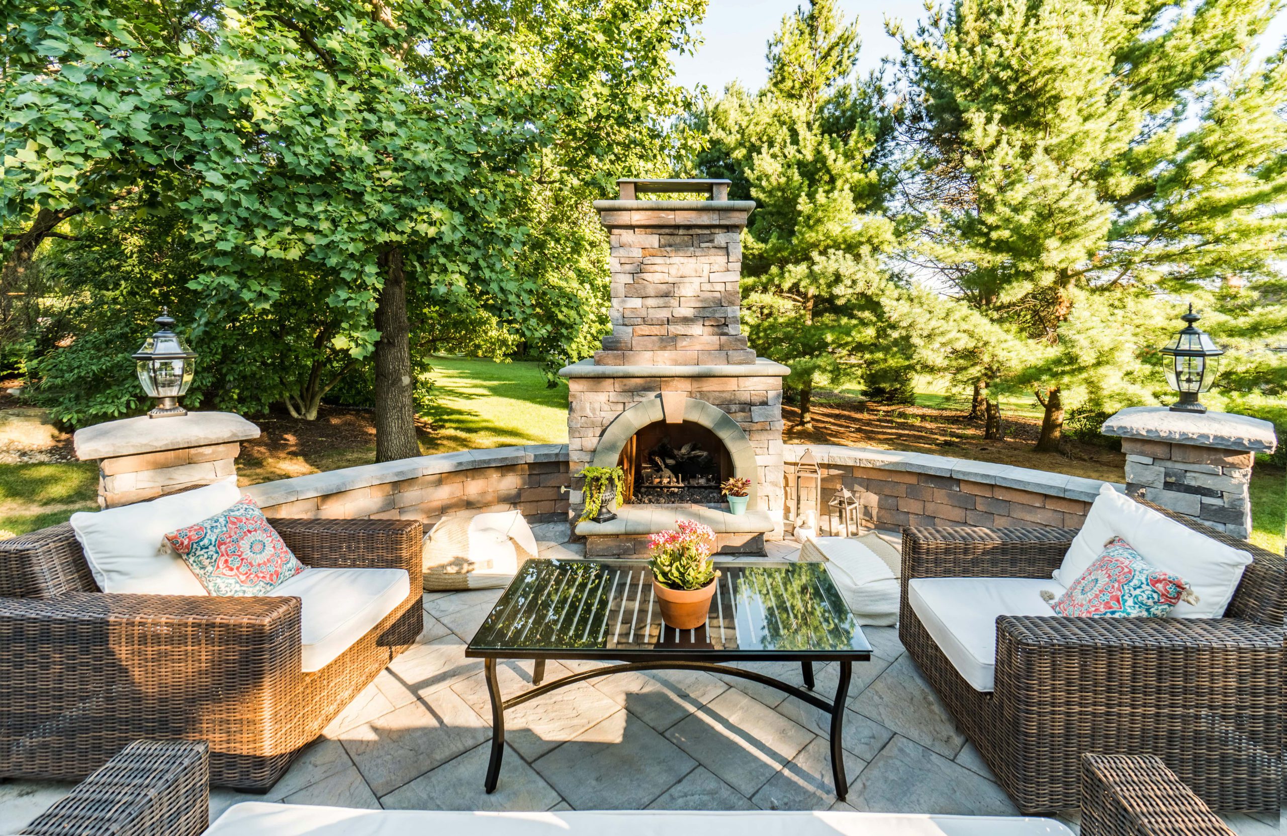FIREPLACES & FIREPITS 2